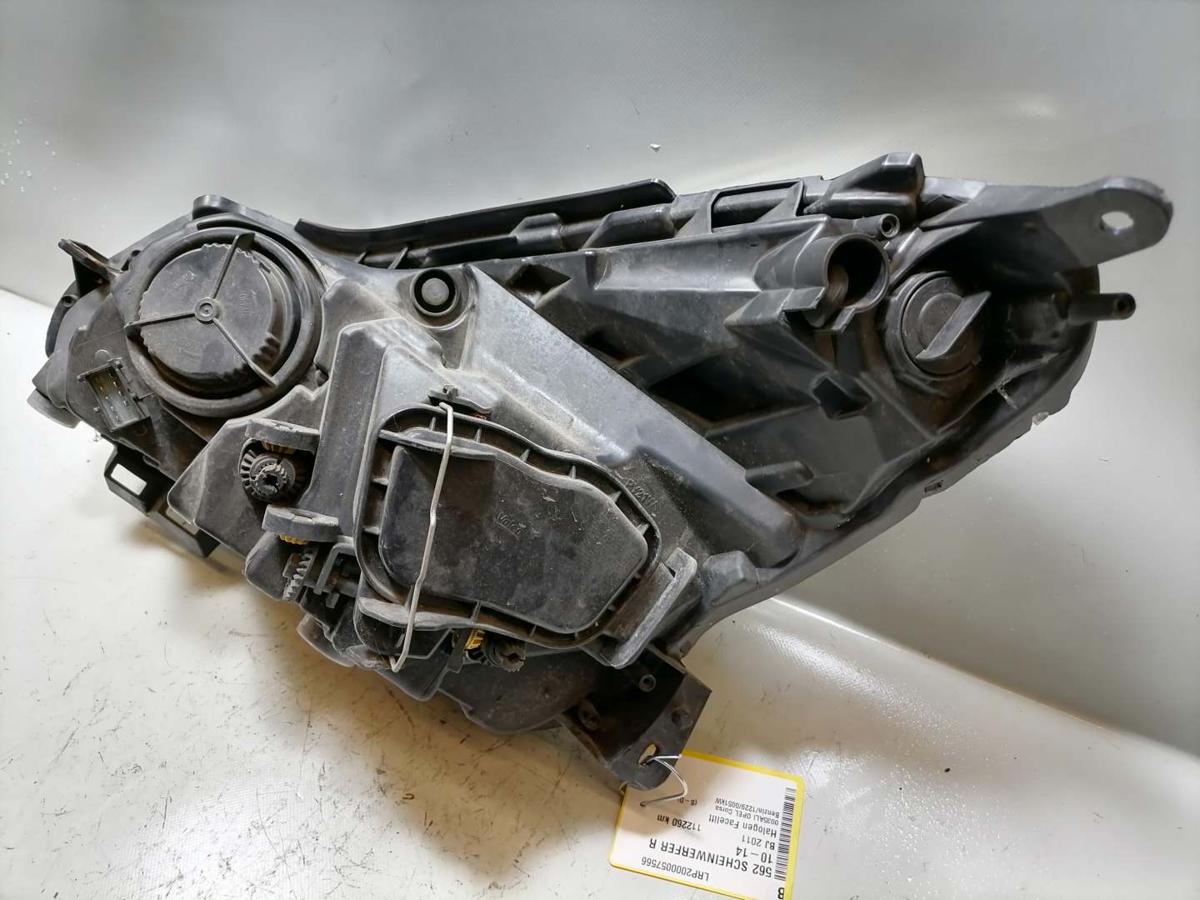 Opel Corsa D original Scheinwerfer rechts Halogen Facelift 13295012 BJ11